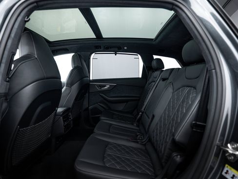 New 2026 Audi SQ7 Prestige image 18