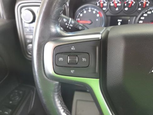 Used 2019 Chevrolet Silverado 1500 Custom Trail Boss w/ Custom Convenience Package AWD/4WD image 9