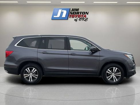 Used 2017 Honda Pilot EX-L image 4
