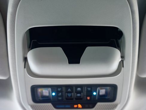 Used 2025 Ford Expedition Max Platinum w/ Driver's Package image 28