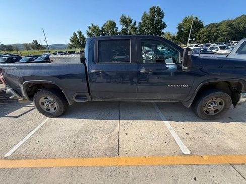 Used 2022 Chevrolet Silverado 2500 W/T w/ WT Convenience Package AWD/4WD image 26