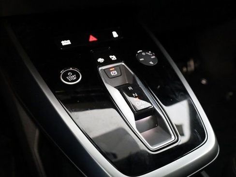 Used 2024 Audi Q4 e-tron Premium Plus w/ Premium Plus image 20