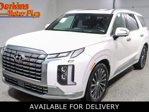Used 2023 Hyundai Palisade Calligraphy image 1