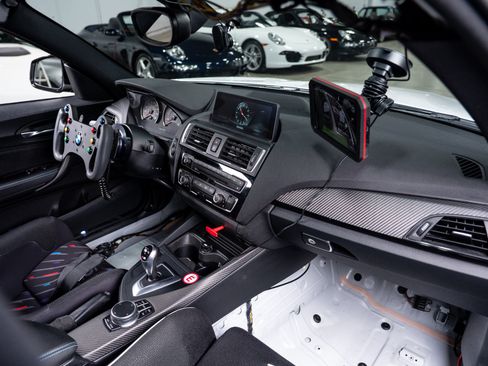 Used 2017 BMW M2 RWD image 64