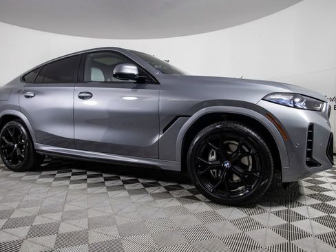 Used 2025 BMW X6 xDrive40i w/ Premium Package image 1