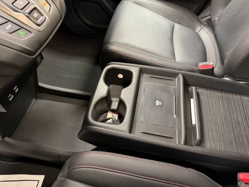 Used 2025 Honda Odyssey Sport-L image 24