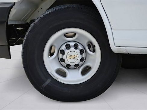 New 2025 Chevrolet Express 2500 w/ Driver Convenience Package image 8