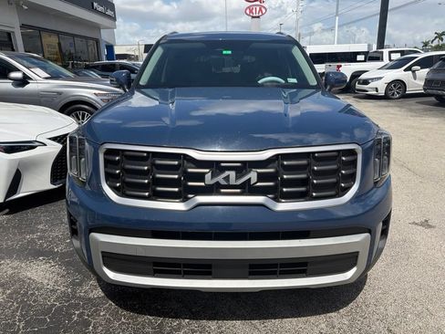 Used 2024 Kia Telluride S FWD image 2