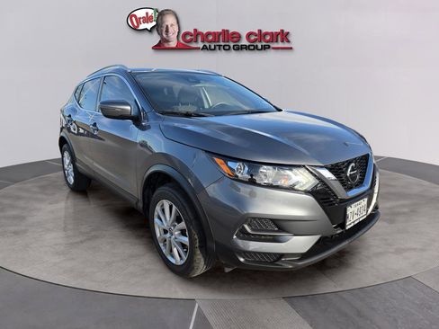 Used 2020 Nissan Rogue Sport SV image 8