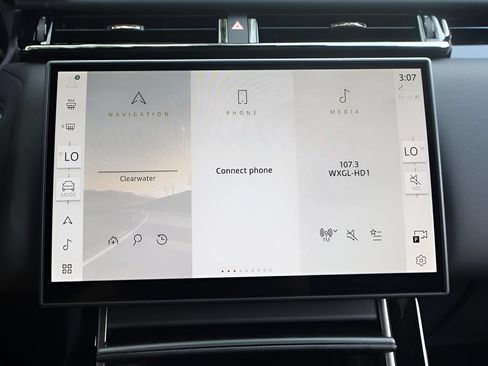 New 2026 Land Rover Range Rover Velar S AWD/4WD image 23
