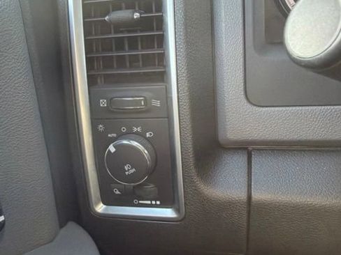 Used 2015 RAM 2500 Big Horn AWD/4WD image 20
