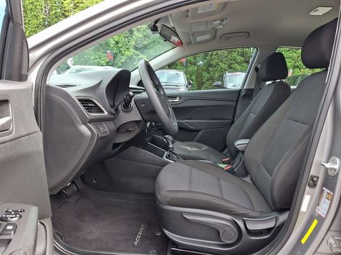 Used 2021 Hyundai Accent SEL FWD image 14
