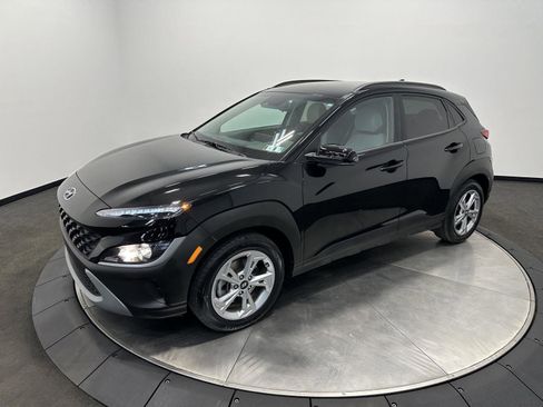 Certified 2023 Hyundai Kona SEL w/ Cargo Package AWD/4WD image 4