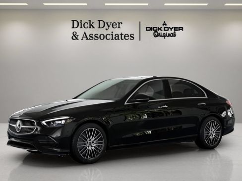Used 2025 Mercedes-Benz C 300 Sedan image 27