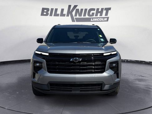 Used 2026 Chevrolet Traverse LT w/ Midnight/Sport Edition image 8