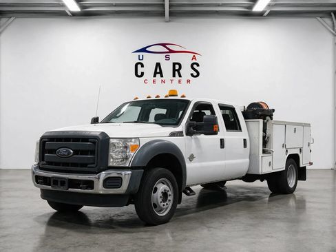Used 2013 Ford F550 4x4 Crew Cab Super Duty w/ Payload Upgrade Pkg image 1