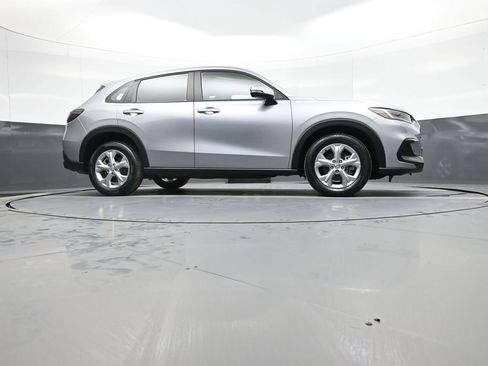Certified 2023 Honda HR-V LX image 27