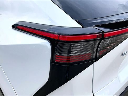 Used 2026 Toyota bZ FWD image 27