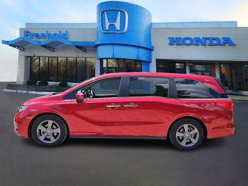 Used 2023 Honda Odyssey EX image 4
