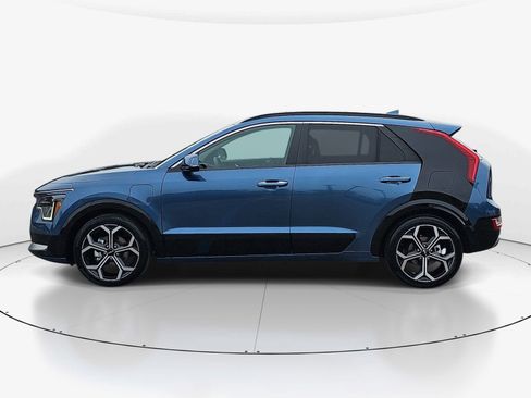 Used 2023 Kia Niro SX Touring FWD image 6