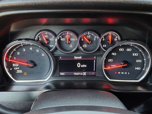 Used 2019 Chevrolet Silverado 1500 LT w/ Convenience Package AWD/4WD image 10