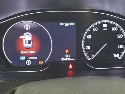 Used 2019 Honda Accord Touring image 8