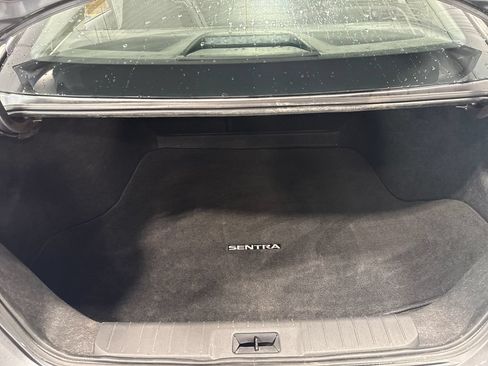 Used 2025 Nissan Sentra SV FWD image 36