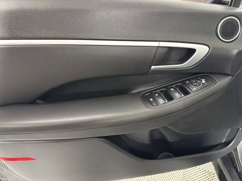 Used 2025 Hyundai Sonata SEL FWD image 15