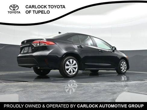 Used 2024 Toyota Corolla LE image 12