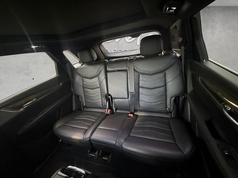 Certified 2022 Cadillac XT5 Premium Luxury w/ Platinum Package FWD image 18