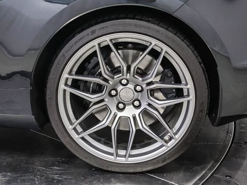 Used 2024 Chevrolet Corvette Z06 RWD image 10