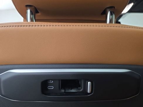 New 2026 BMW X5 xDrive50e w/ Premium Package image 26