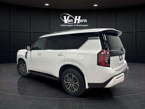 Used 2026 Nissan Armada SL w/ Captain's Chari Seat Package AWD/4WD image 5