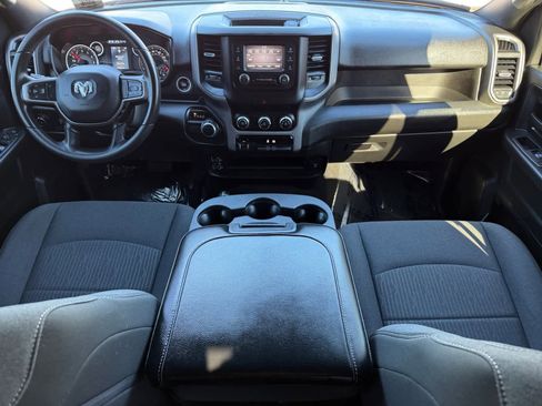 Used 2024 RAM 2500 Tradesman w/ Chrome Appearance Group image 12