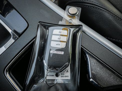 Used 2015 Honda Accord EX-L image 35