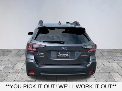 Used 2025 Subaru Outback Premium AWD/4WD image 6