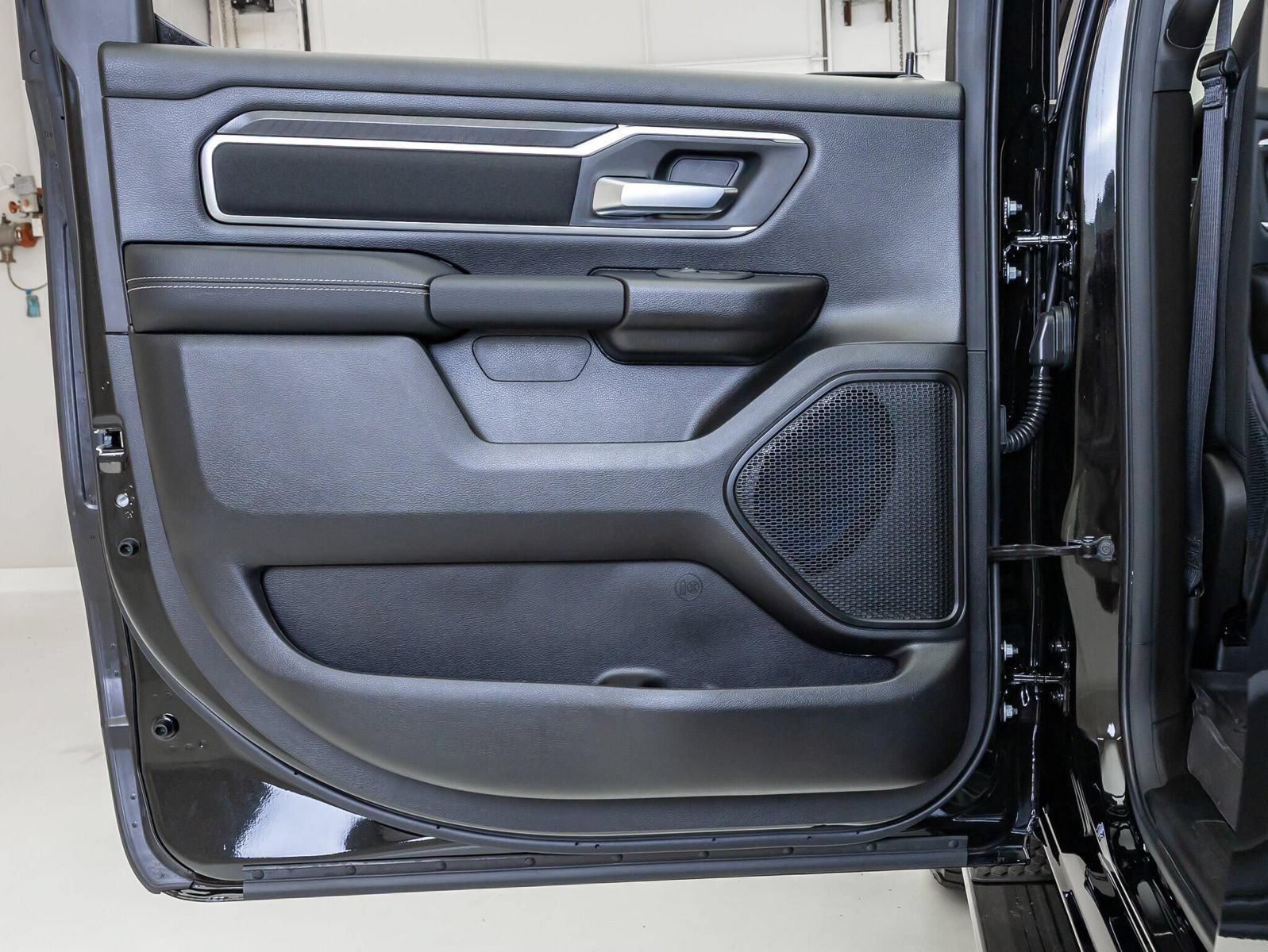 Used 2026 RAM 1500 Lone Star AWD/4WD image 38
