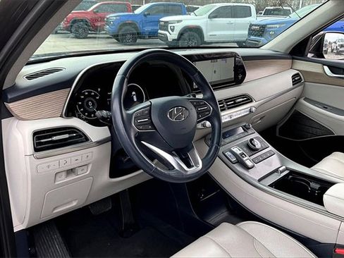 Used 2021 Hyundai Palisade Limited w/ Cargo Package image 17
