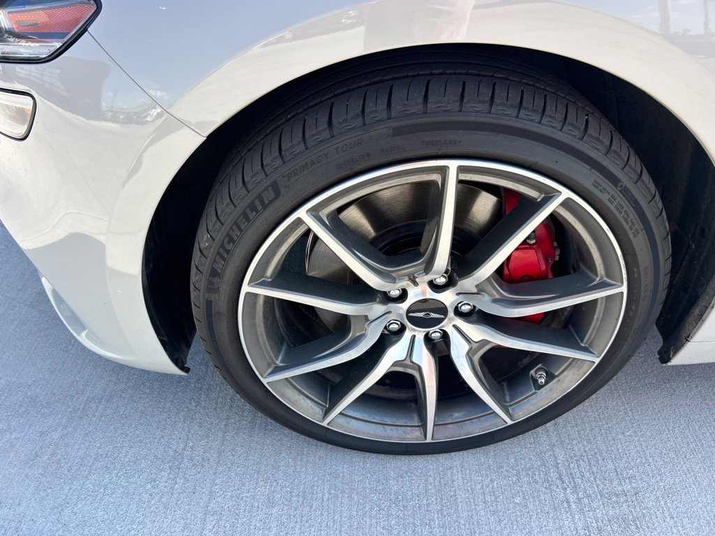 Used 2025 Genesis G70 2.5T RWD image 14