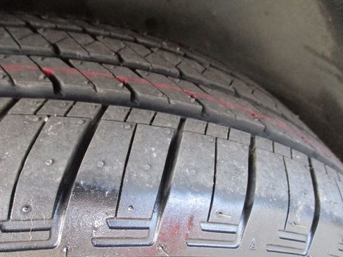 Used 2021 Toyota Sienna XSE w/ XSE Plus Package image 10