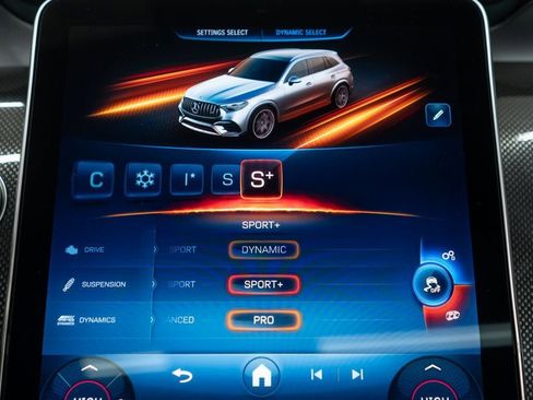 Used 2025 Mercedes-Benz GLC 43 AMG 4MATIC image 26