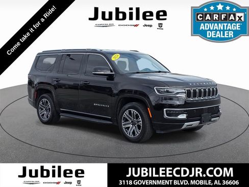 Used 2024 Jeep Wagoneer Series II AWD/4WD image 1