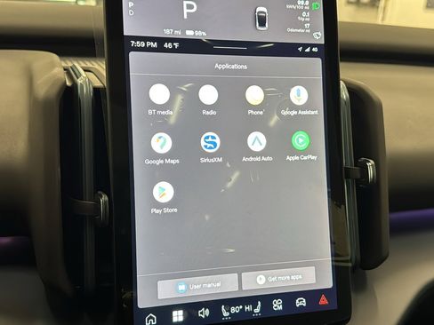 New 2026 Volvo EX30 Plus w/ Climate Package image 17