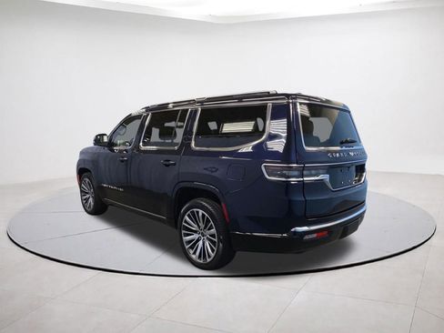 Certified 2025 Jeep Grand Wagoneer 4WD image 4