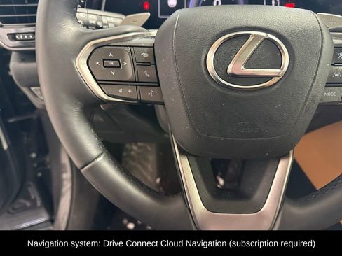 Used 2025 Lexus NX 350h 350h Premium image 11