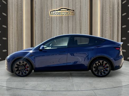 Used 2023 Tesla Model Y Performance image 7