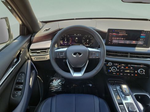 Certified 2026 INFINITI QX60 Sport w/ Dark Cargo Package AWD/4WD image 13
