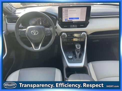 Used 2024 Toyota RAV4 Limited image 13