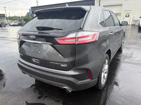 Used 2020 Ford Edge Titanium w/ Equipment Group 301A AWD/4WD image 4
