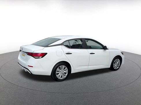 Used 2025 Nissan Sentra S FWD image 12